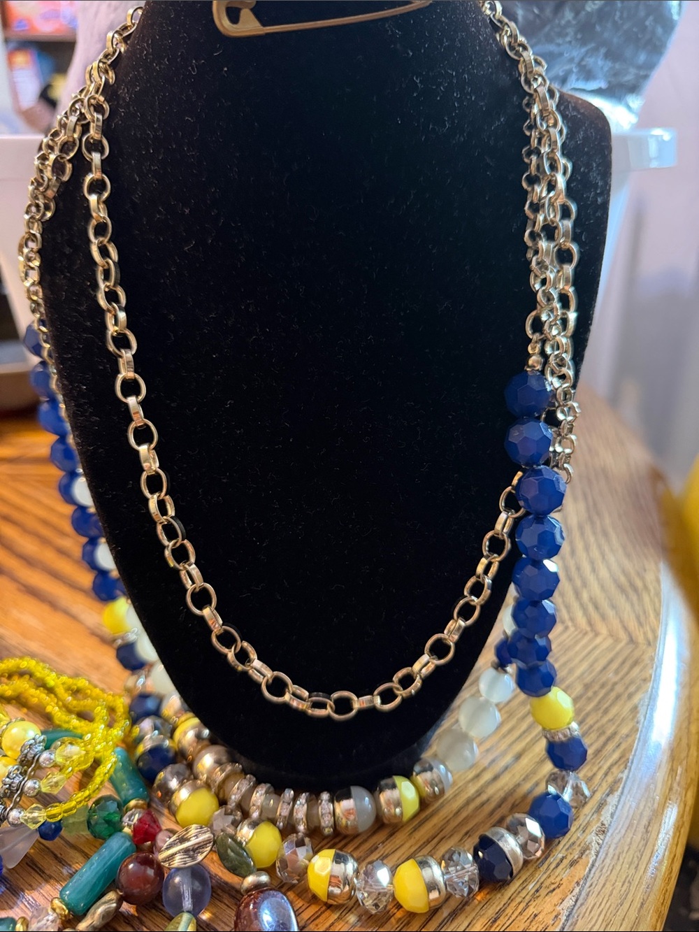 Ann Taylor Necklace with 4 bracelet